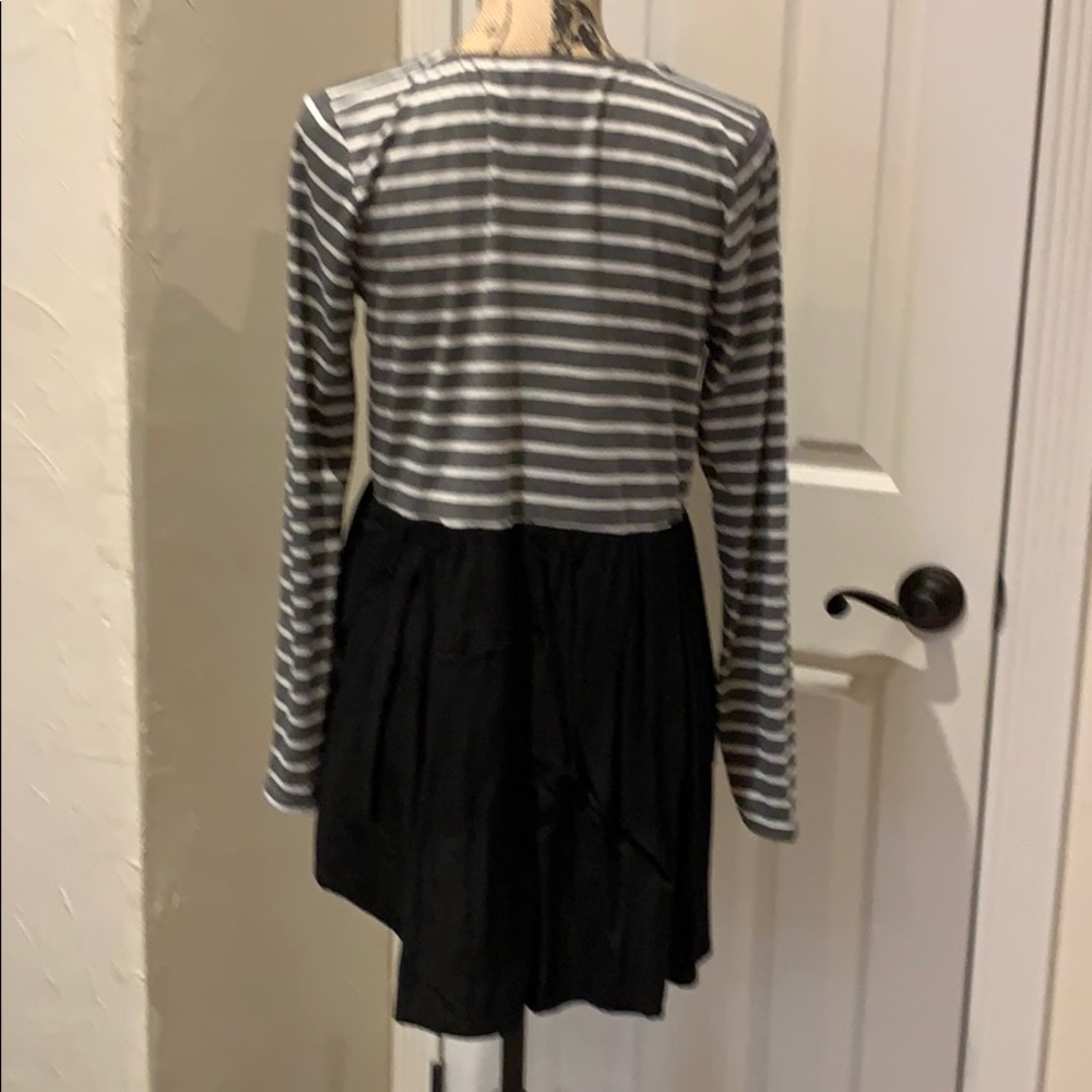 Tunic - Picture 2 of 2